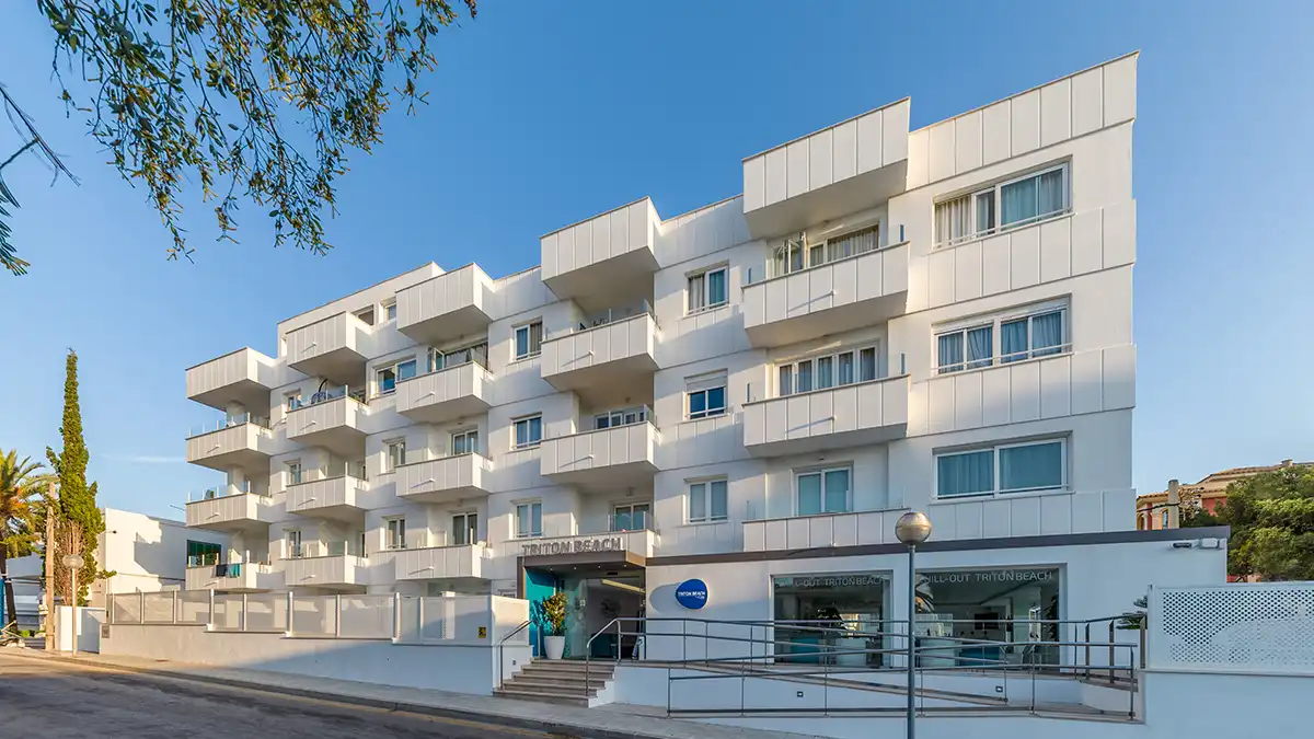 Fachada del hotel Welikehotel Tritón Vista fachada principal del hotel Welikehotel Tritón